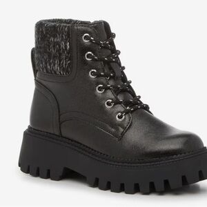 Dolce Vita Kamilla Girls Black boots Size 2 NIB MSRP $60